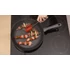 Kép 6/7 - Tefal Csipesz konyhai 34 cm hőálló műanyag fekete / piros Ingenio K2060714